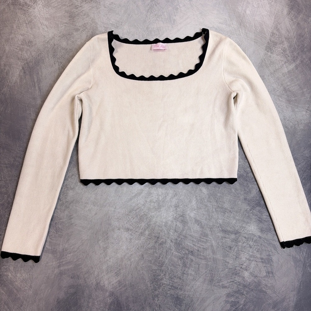 Pink Lily Scalloped Trim Cropped Sweater‎ Cream Black Square Neck Large